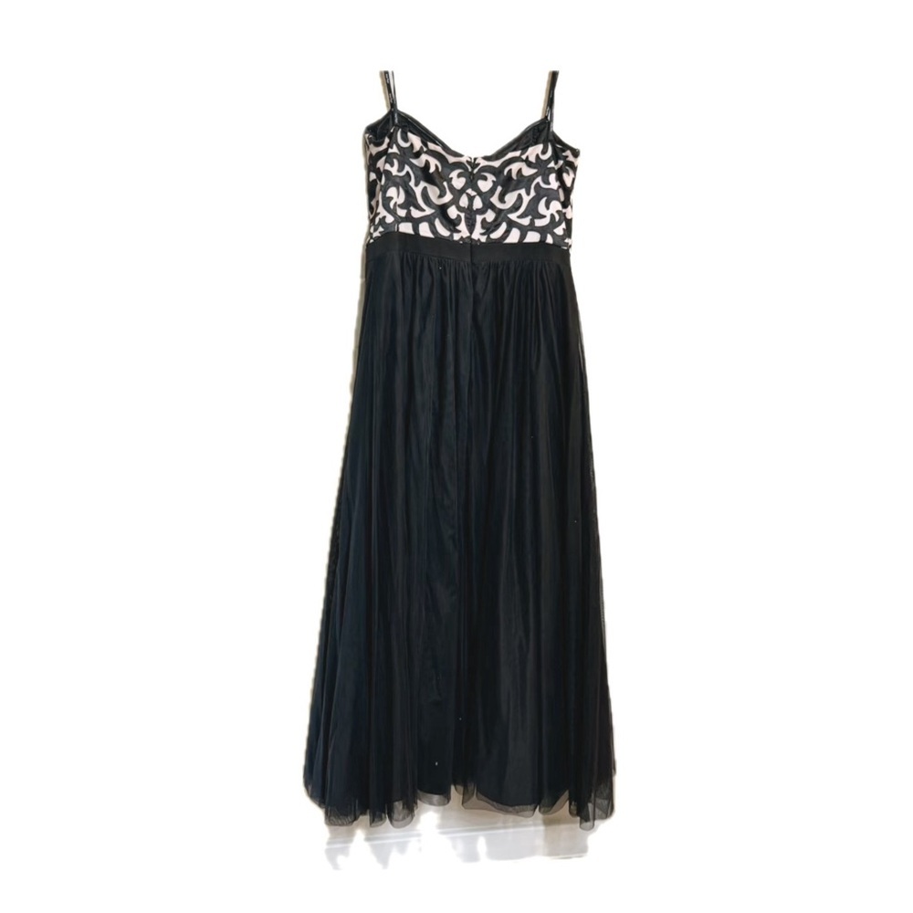 City Chic Cream Swirl with Black Chiffon Skirt Size 18